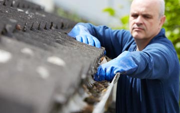 cleaning and inspecting Nant Peris Or Old Llanberis roofs